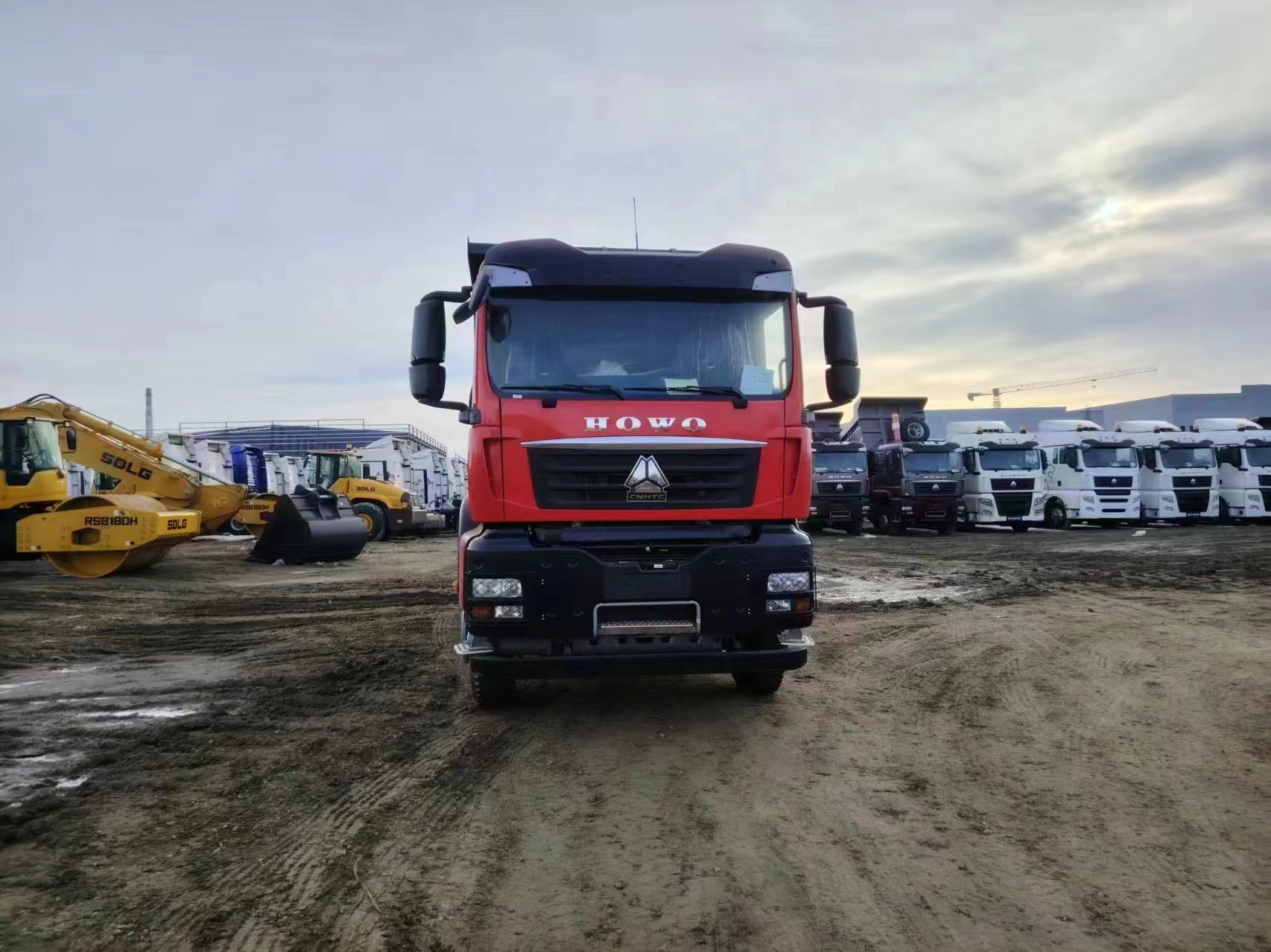 Sinotruk Howo TX 400 HP 6x4 5.6m Trucail Dumpála (Náisiúnta VI)